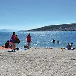 Lovely In * Kaštel Štafilić